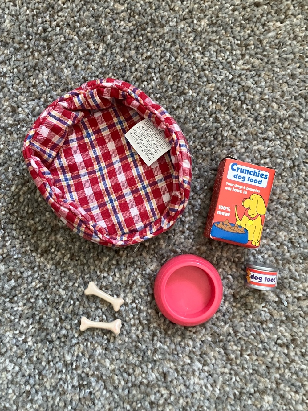 Battat Dog Bed, Dish, and Food 18 inch Dolls
